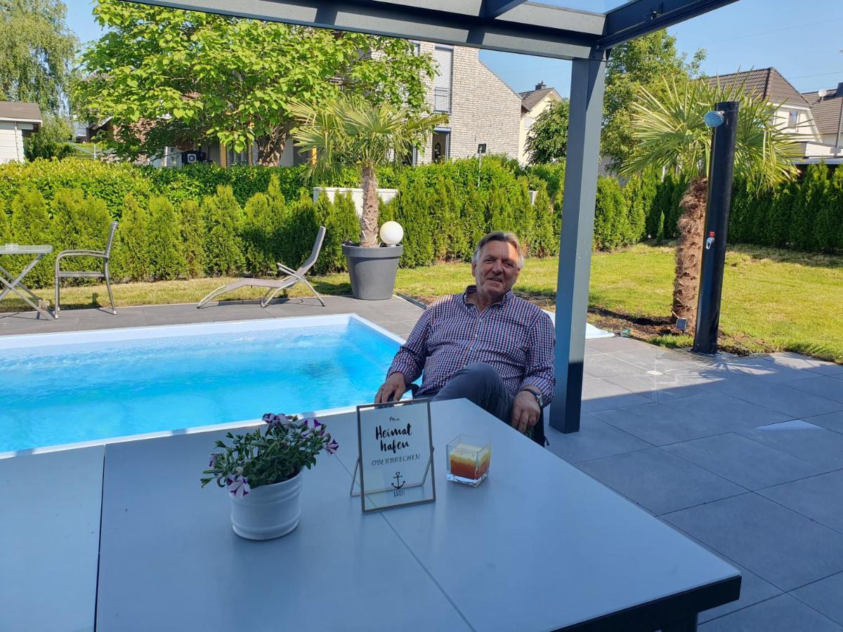 Grosszuegige Unterkunft Mit Terrasse Oberbrechen المظهر الخارجي الصورة