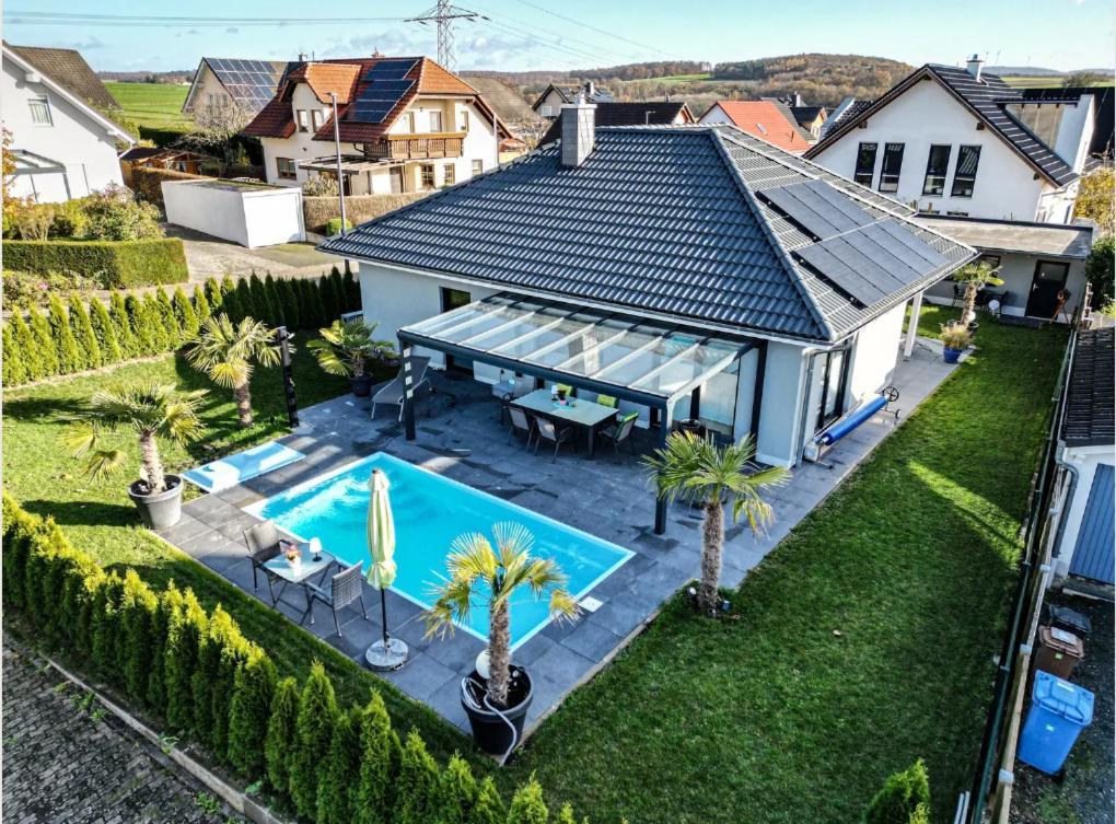 Grosszuegige Unterkunft Mit Terrasse Oberbrechen المظهر الخارجي الصورة