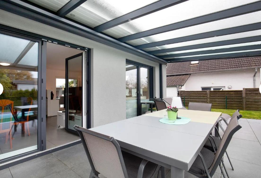 Grosszuegige Unterkunft Mit Terrasse Oberbrechen المظهر الخارجي الصورة