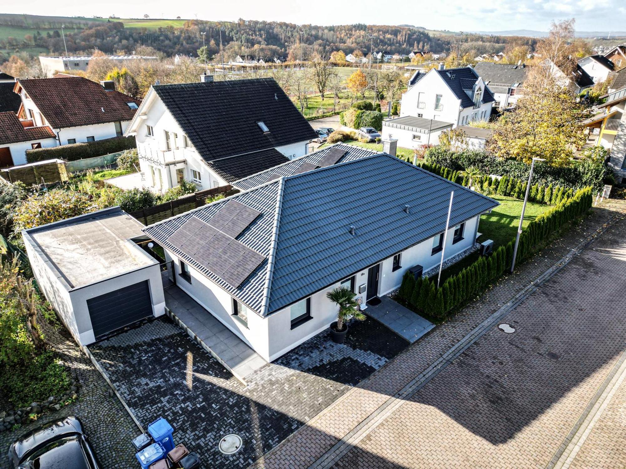 Grosszuegige Unterkunft Mit Terrasse Oberbrechen المظهر الخارجي الصورة